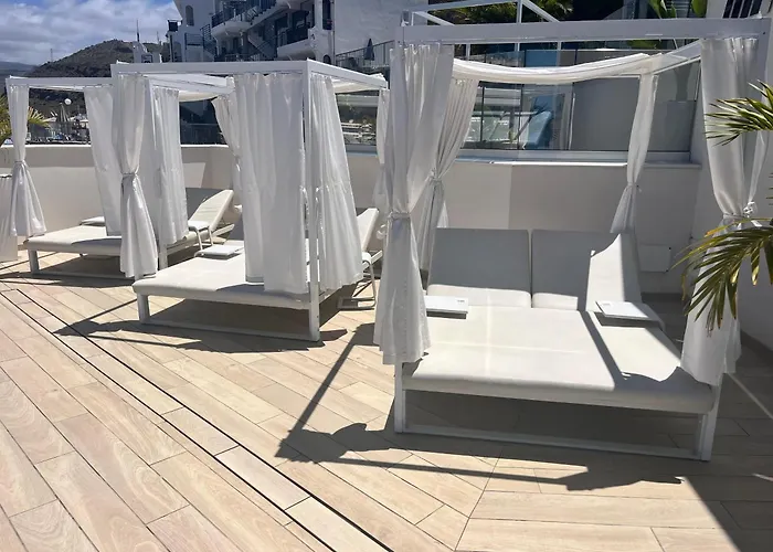 Grand Horizon Luxury Boutique Apartments